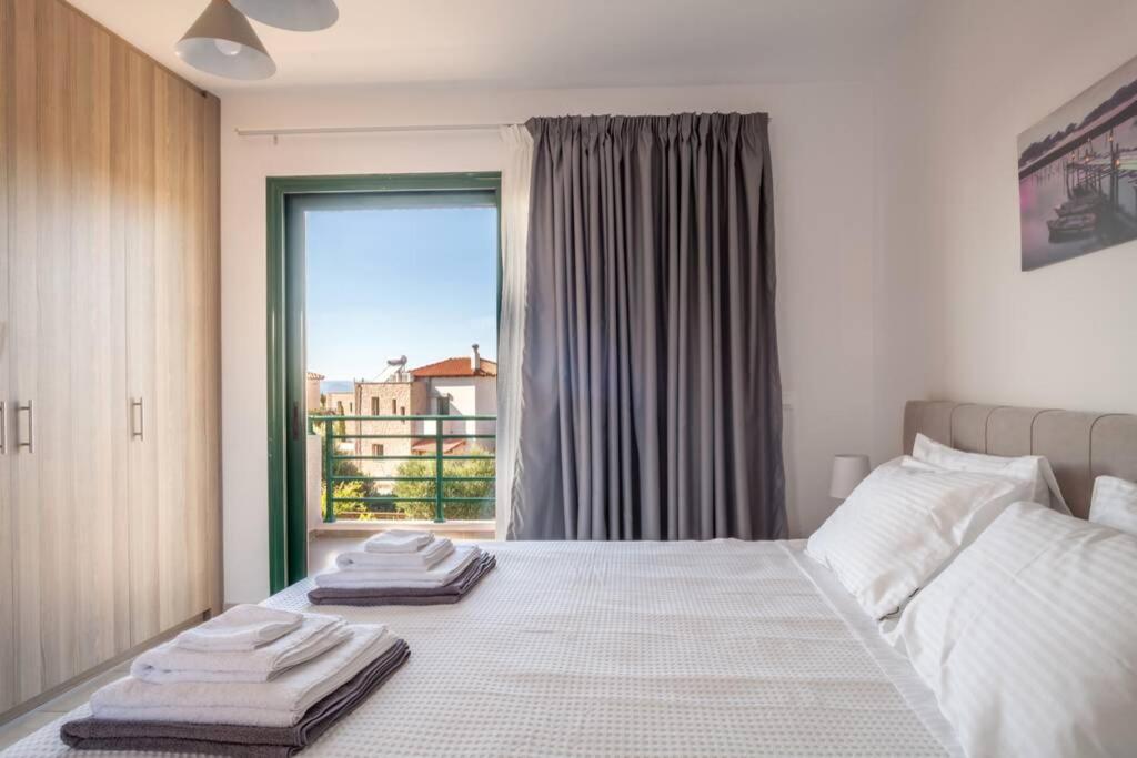 Galini With Private Pool Villa *