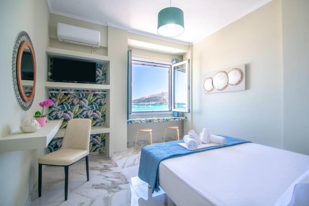Harbour Junior By 