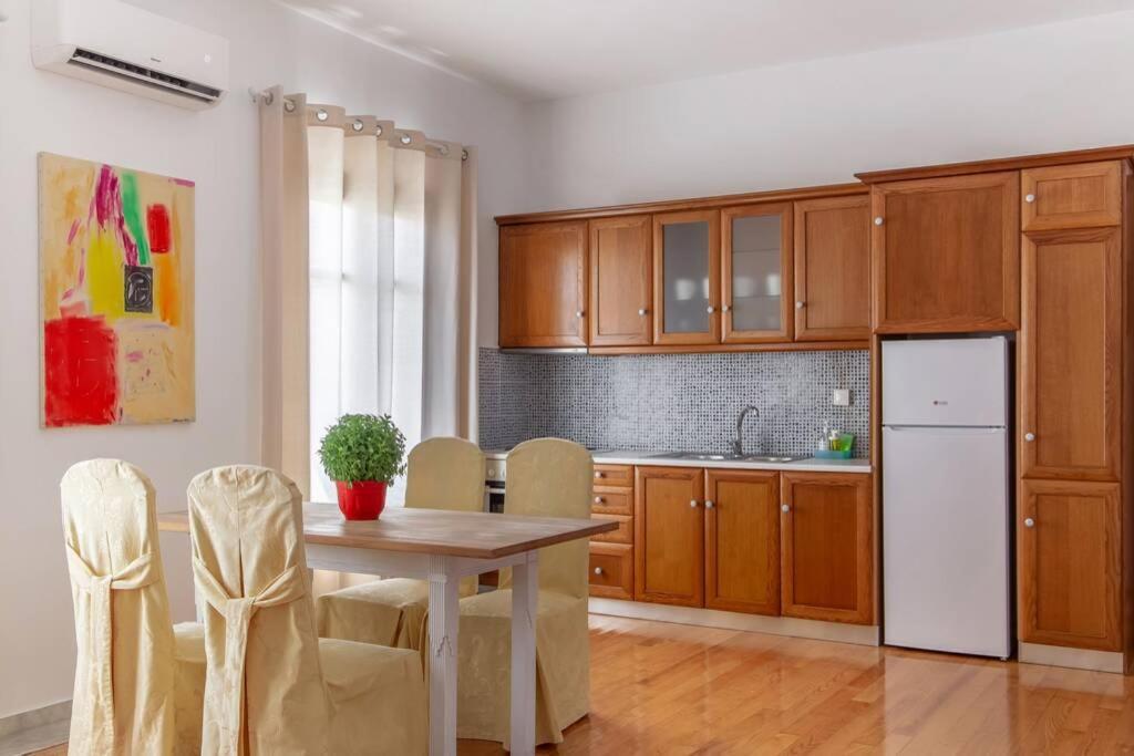 Seaview Stylish Flat In - Walk To