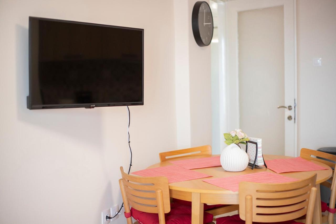 Seaview Apartment *