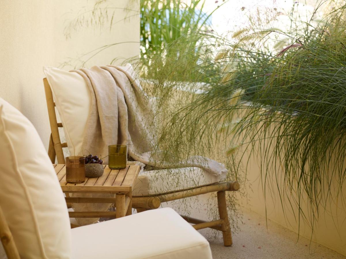 White Pebble Hotel 5*