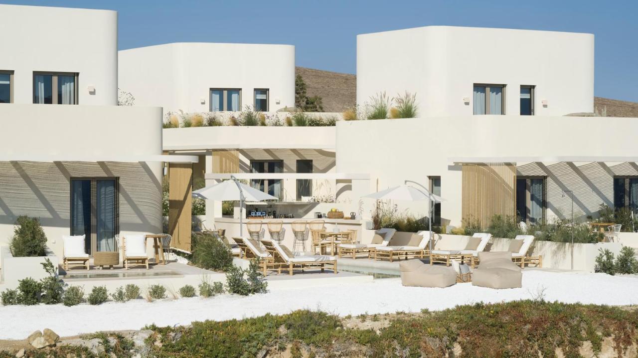 White Pebble Hotel