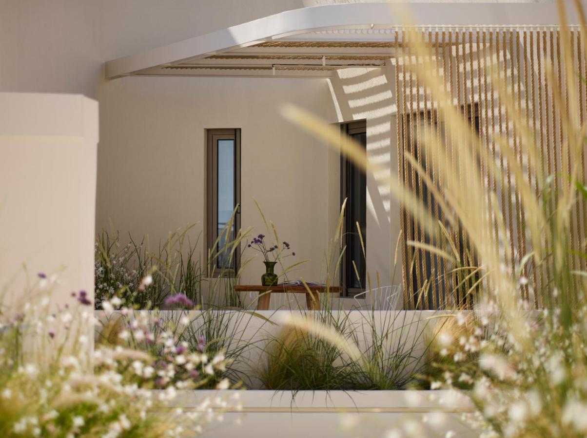 White Pebble 5* Pollonia