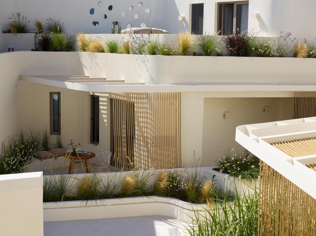 Hotel White Pebble
