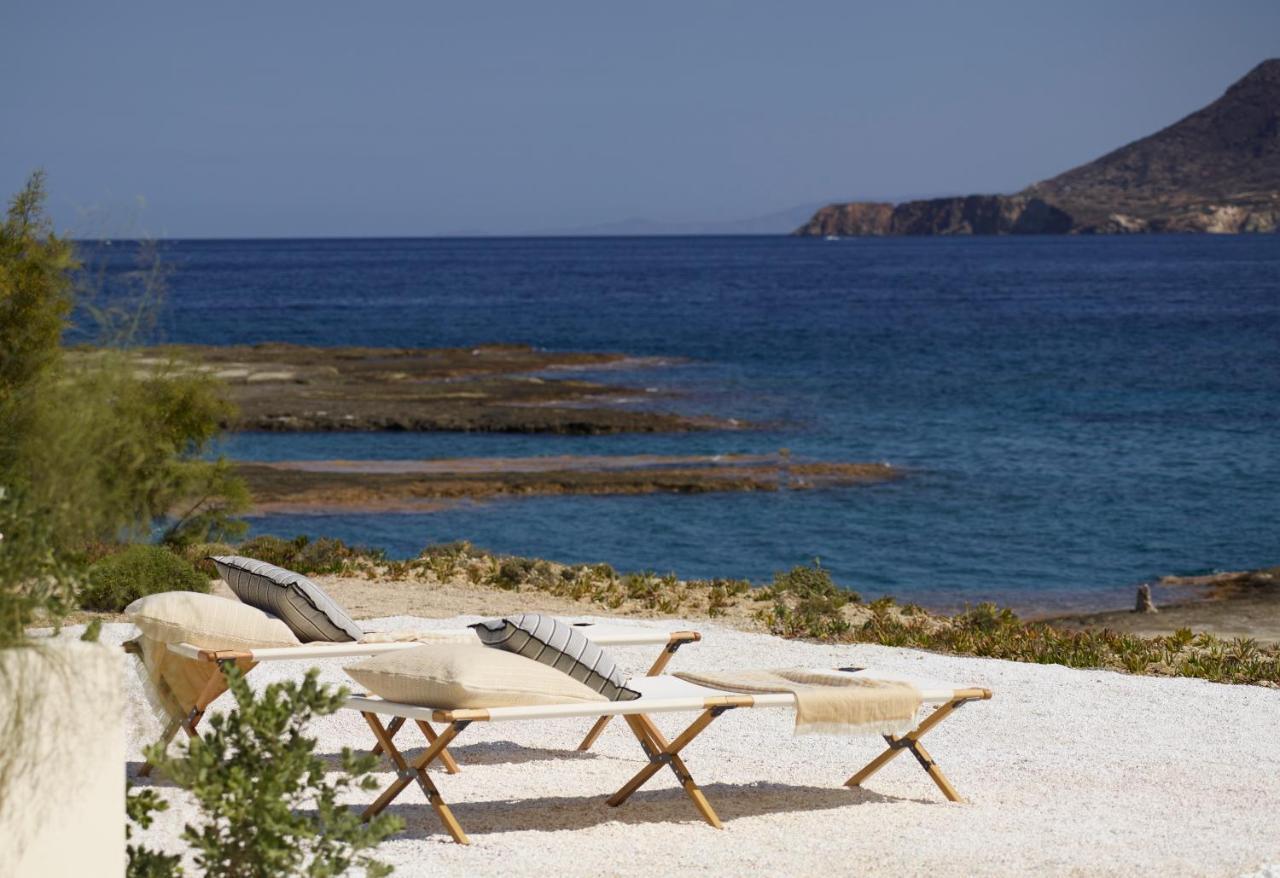 White Pebble Hotel
