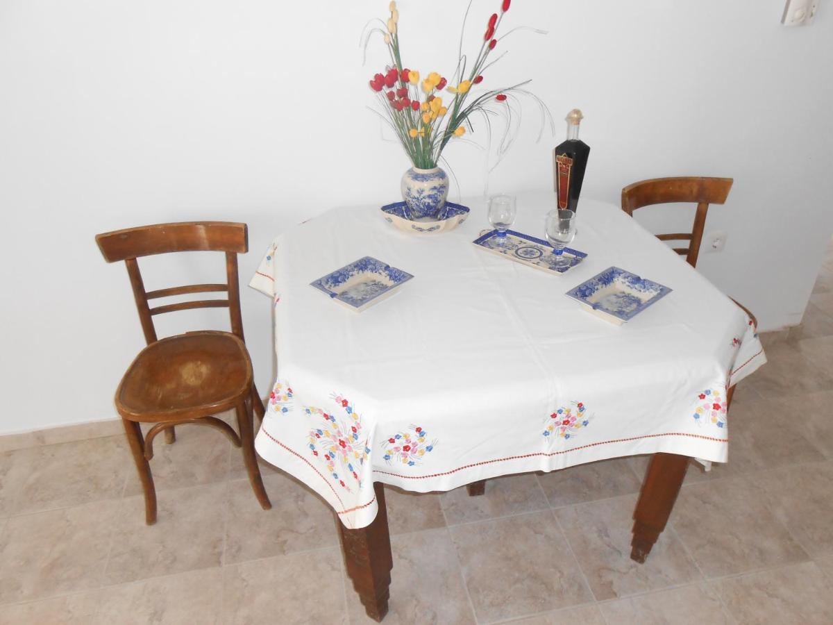 Chrysolithos Kerami Apartment *