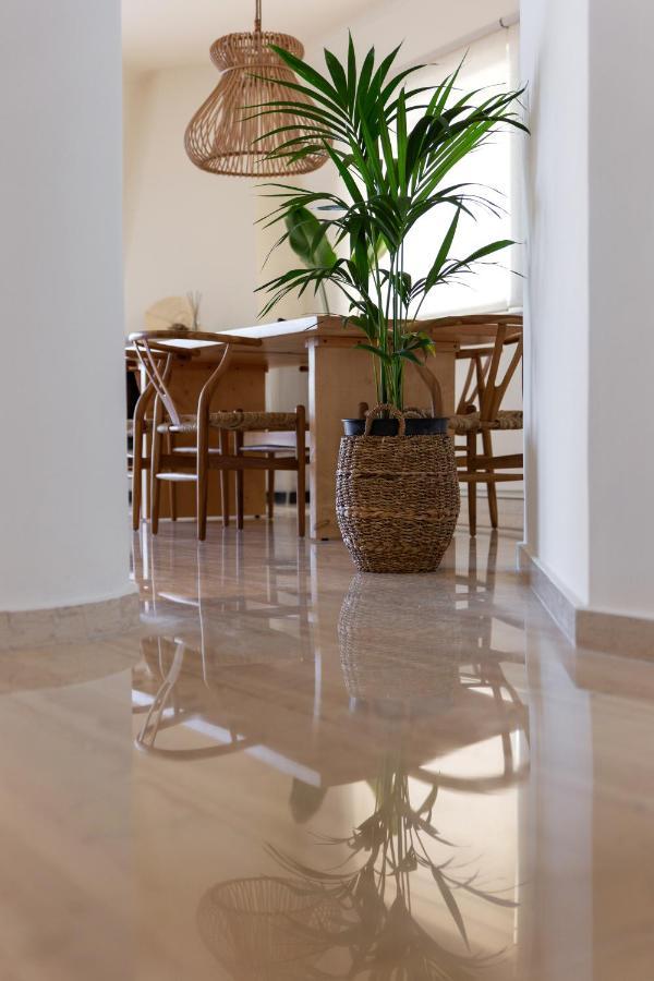 Seafront Luxury