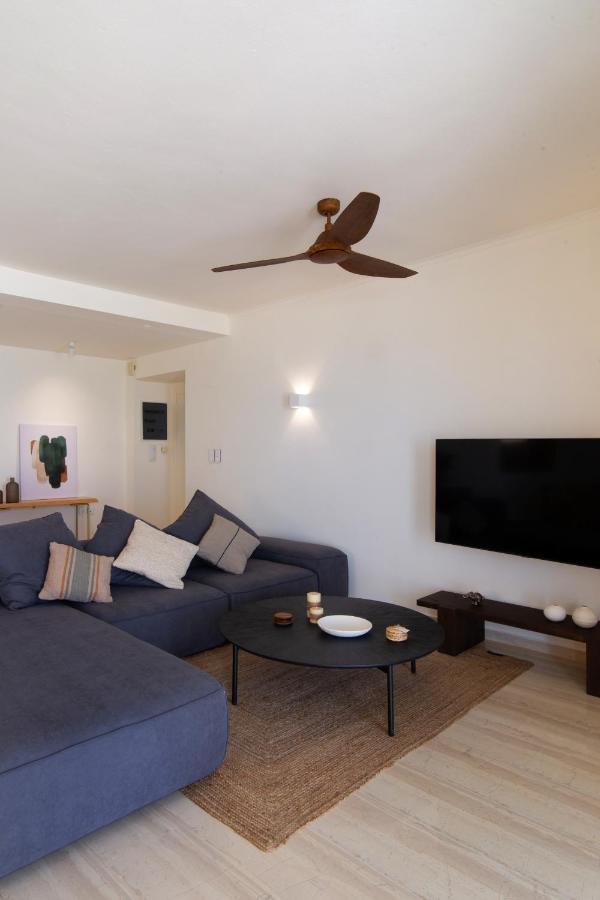 Apartment Seafront Luxury