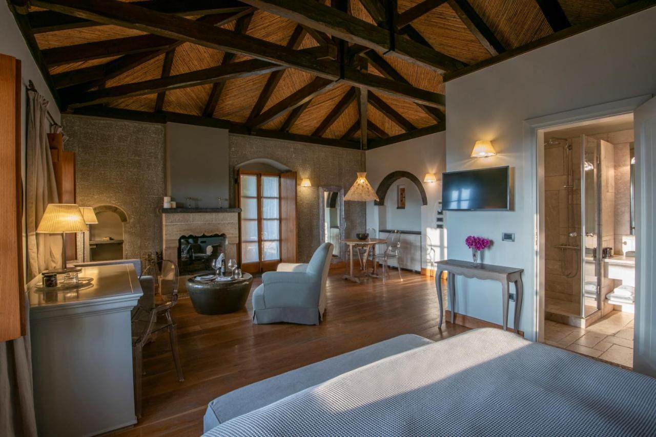 Kinsterna Hotel 5*