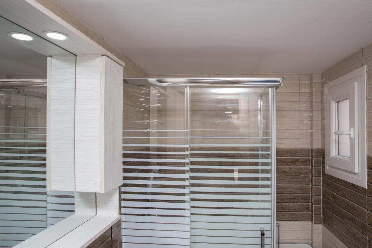 Apartment Cosy With Terrace Near Metro Station Athens