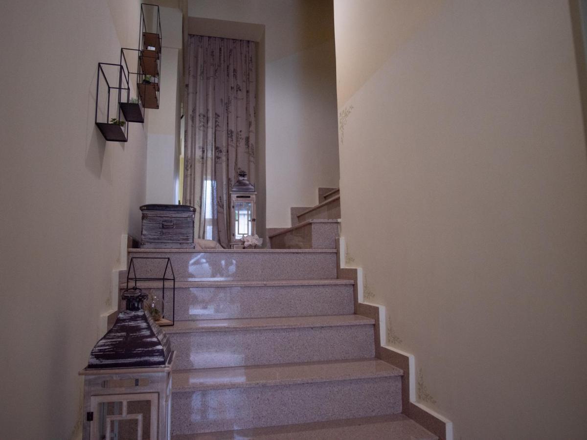 Castor - The Spartan Apartment *