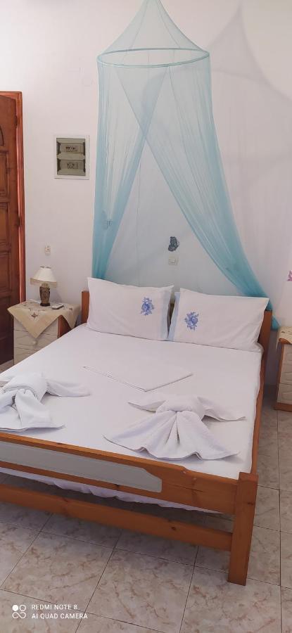 Maria Charalampaki Studios * Skyros