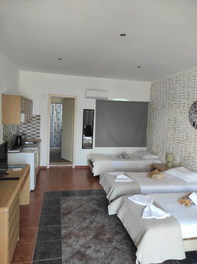 Aparthotel River's