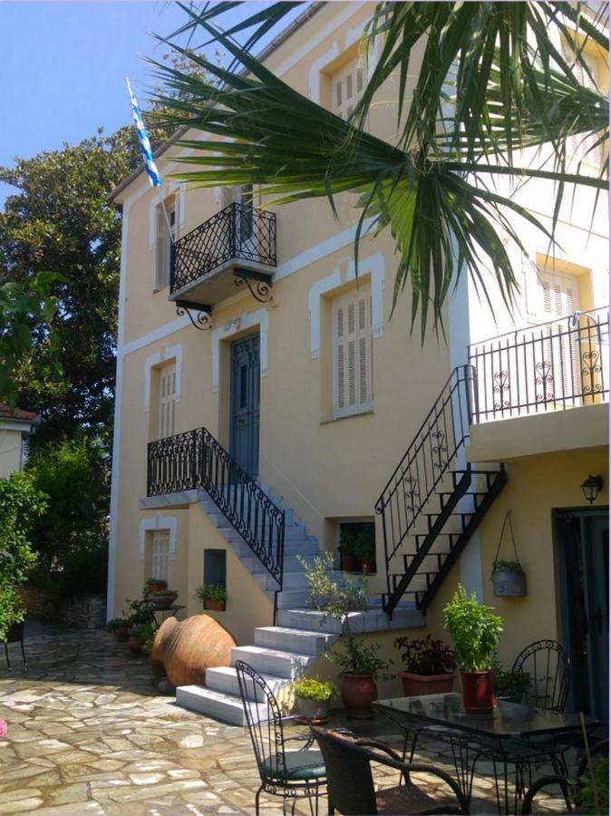 Archontiko Tsaknaki Manolia 4*