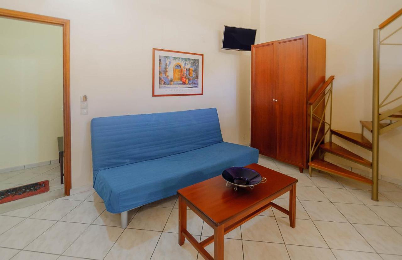 Zorbas Apartment Parga