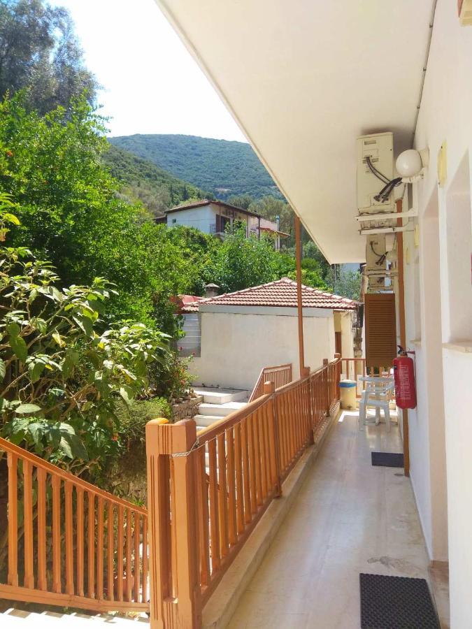 Apartment Kostas Studios *