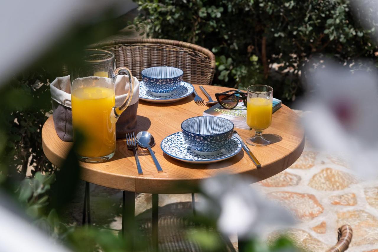 Kaminos Boutique Symi