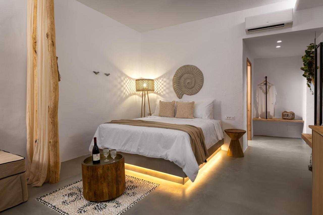 Kaminos Boutique * Symi