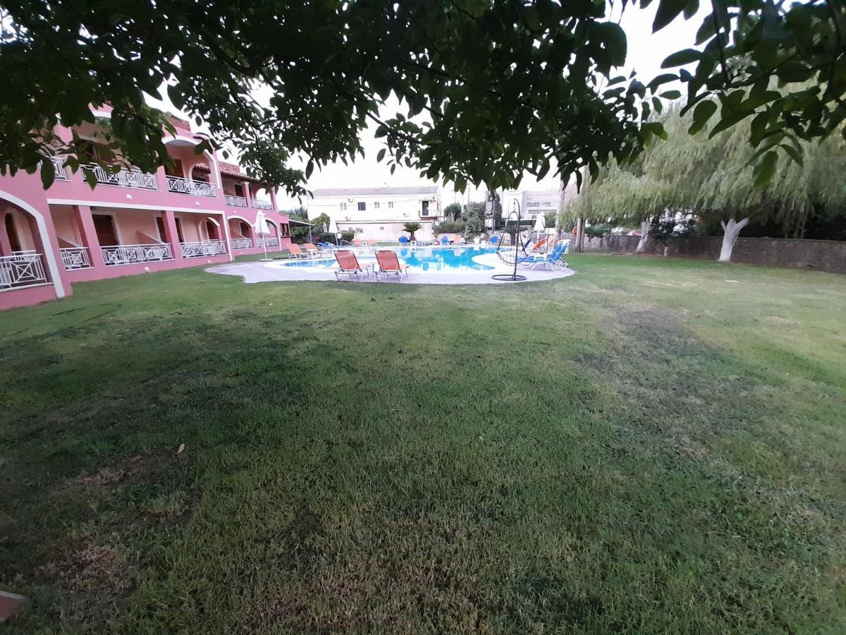 Aparthotel Aronda