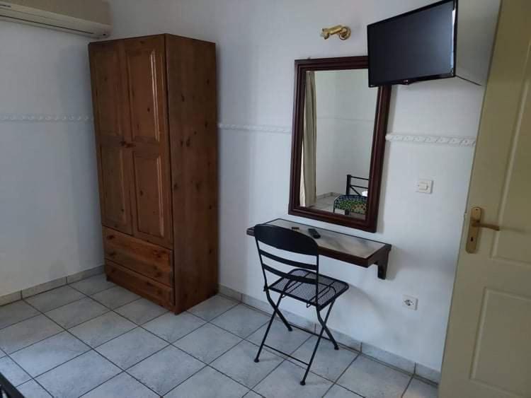 Nostos Aparthotel Mousata