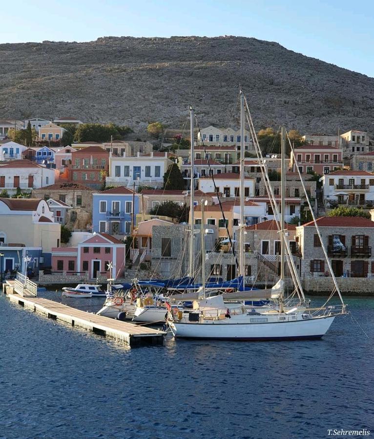 Little Karafillias Chalki House *