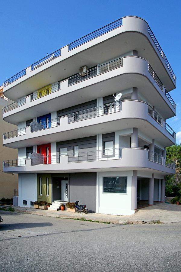 Luxury Apartment *