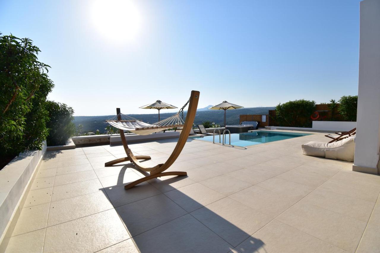 Kallixeni Villa *