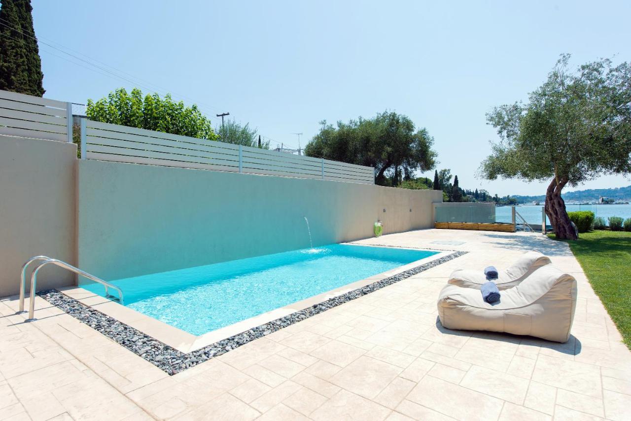 White Swan With Private Pool And Jacuzzi Villa