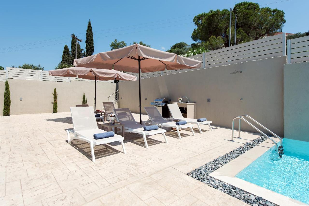 White Swan With Private Pool And Jacuzzi *