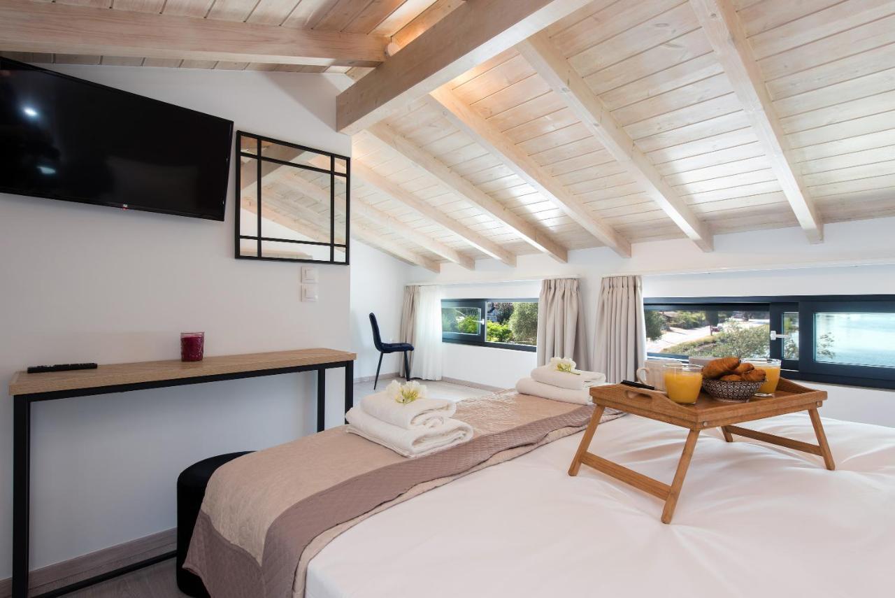 White Swan With Private Pool And Jacuzzi Villa *