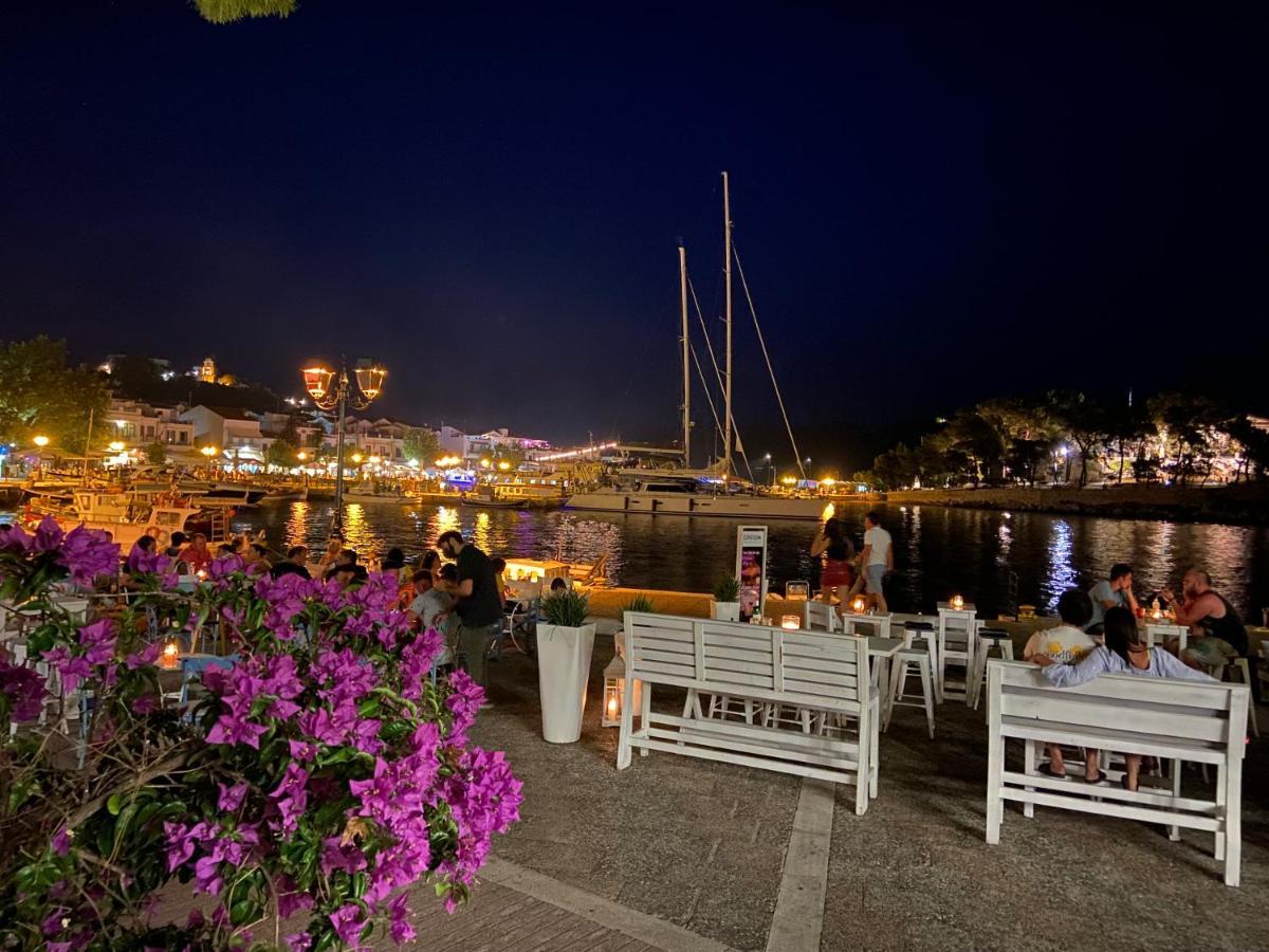 Raphael Living-venetia Skiathos Town