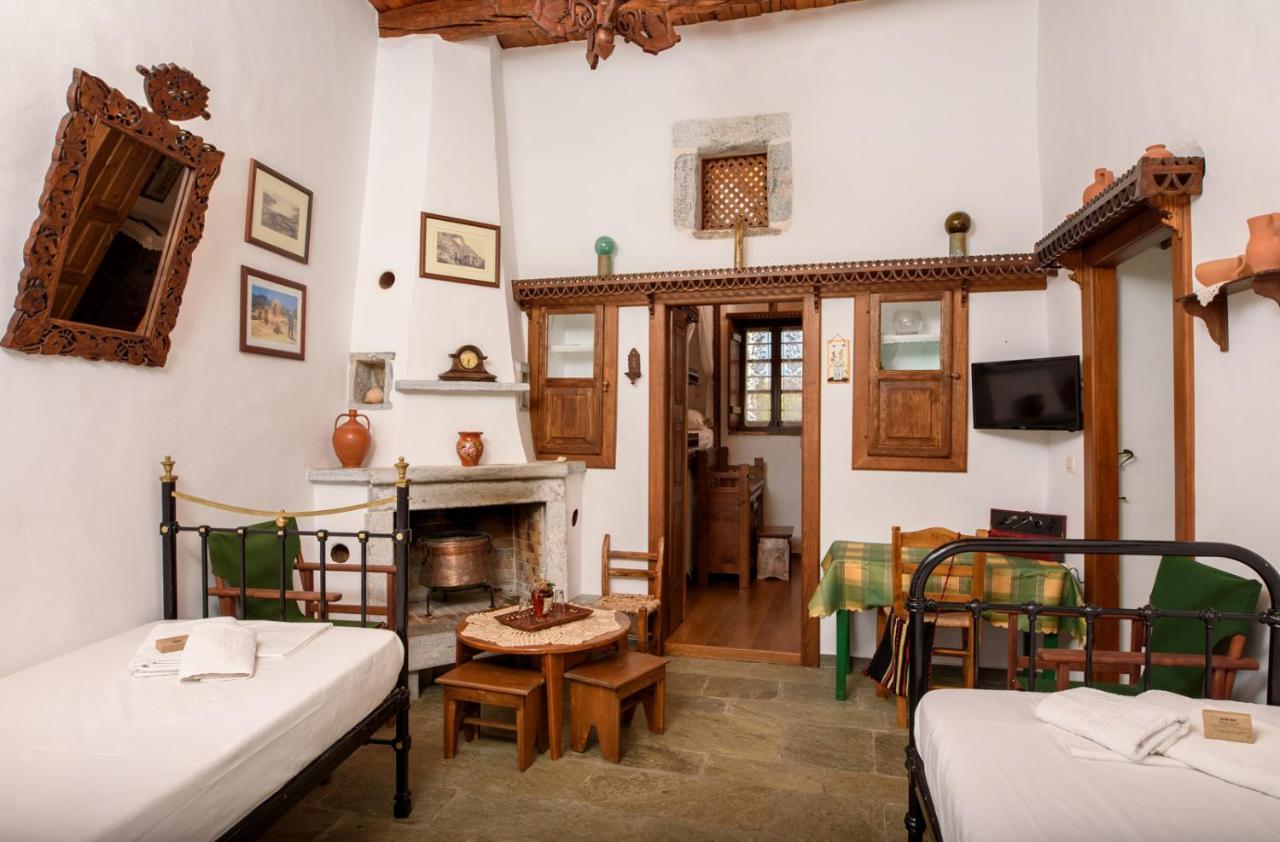 Itonia House