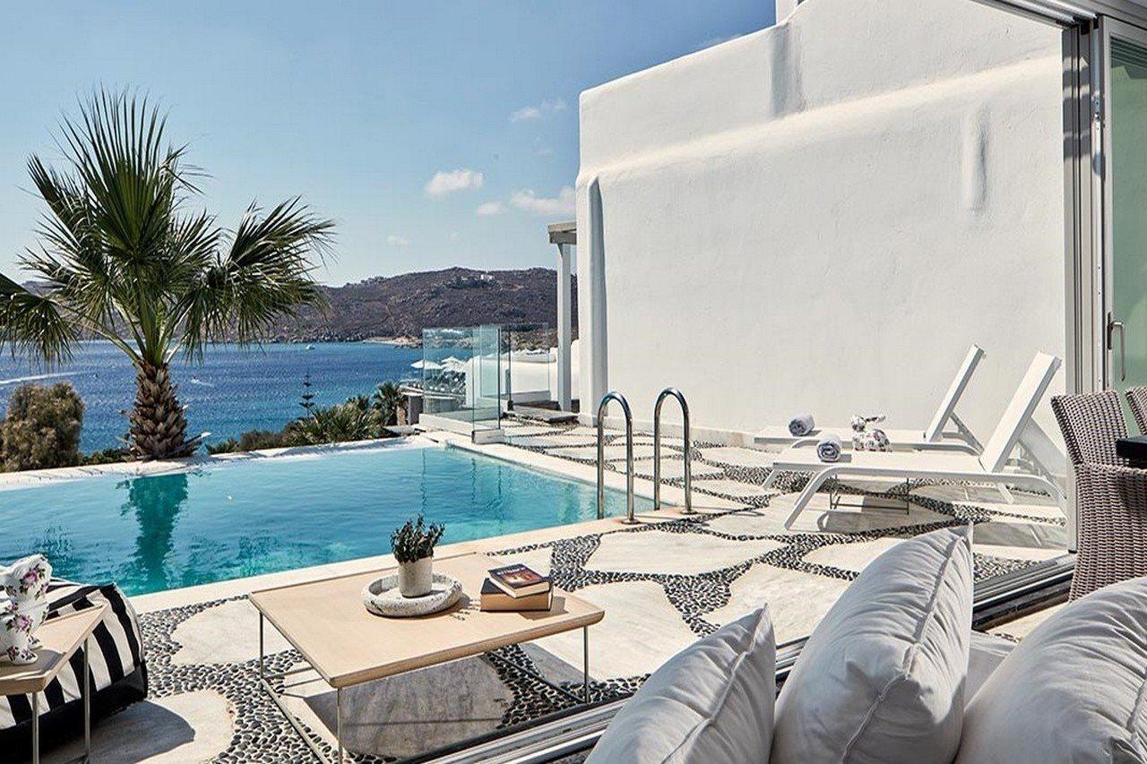Myconian Imperial - Leading Of The World Elia (Mykonos)