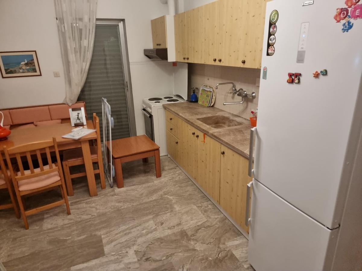 Entire Bedroom With Big Balcony Perfect For Families Mishev Apartment *