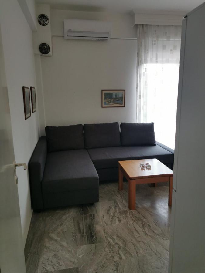 Entire Bedroom With Big Balcony Perfect For Families Mishev Apartment Nea Moudania