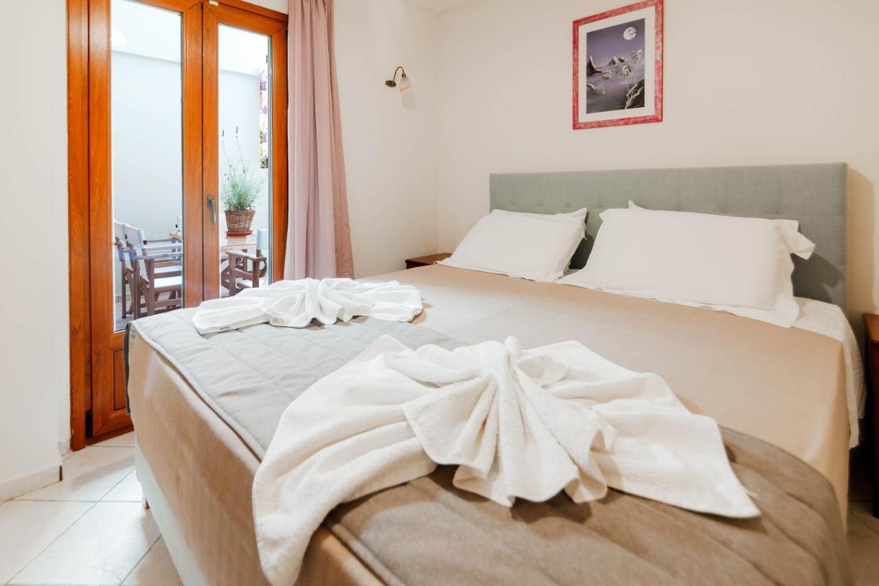 Apartment Zorbas *