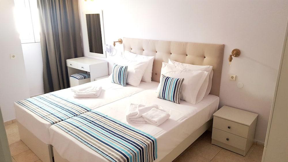 Aparthotel Elychryson Hersonissos (Crete)