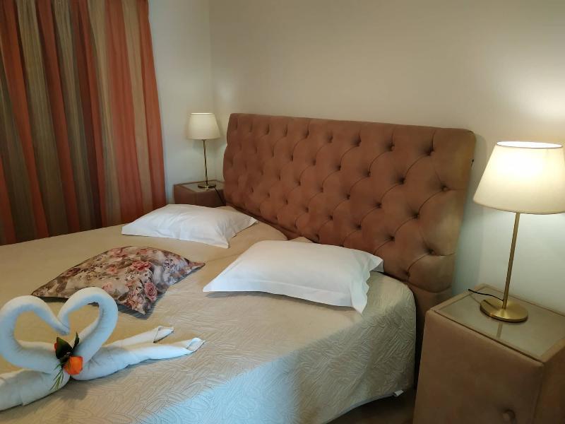 Hotel Eleni's Garden & Castello 3*