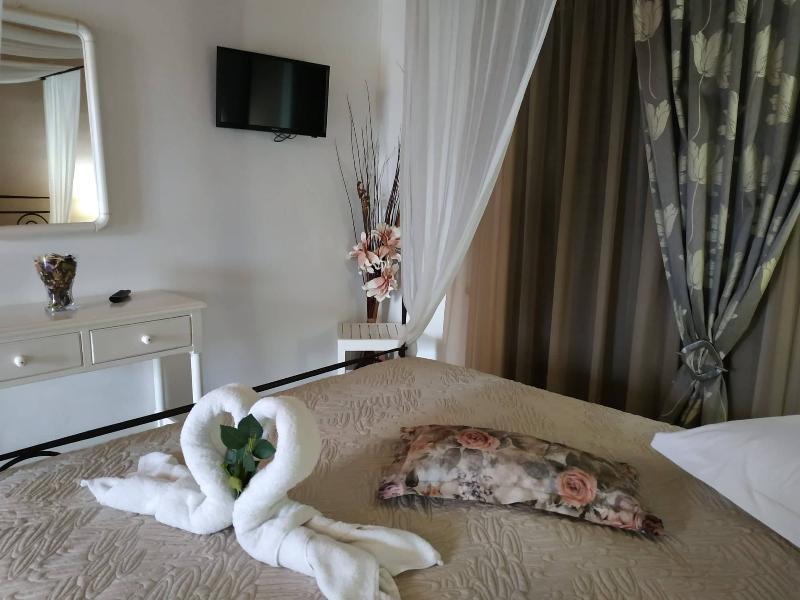 Hotel Eleni's Garden & Castello