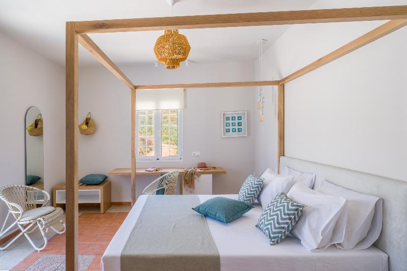 Romantica Agia Pelagia (Kythira)