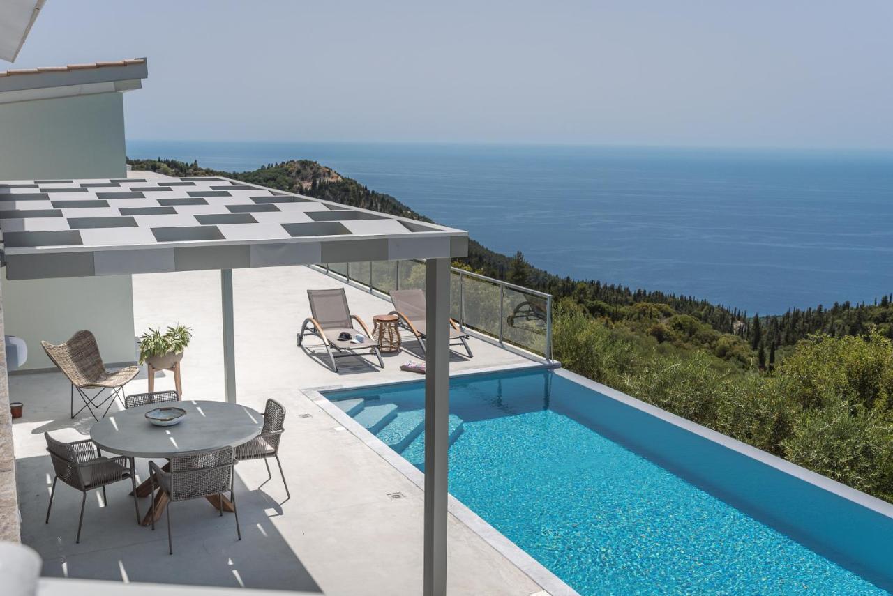 Owl Villa *