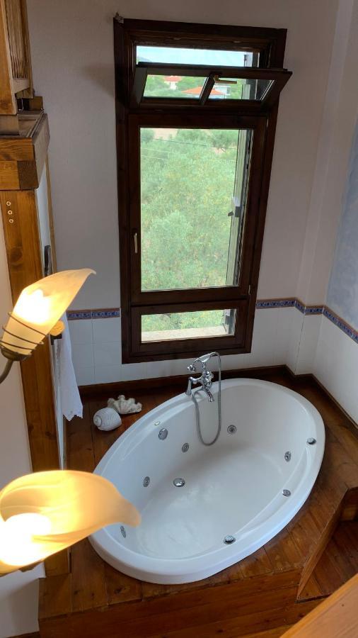 Thea Thalassa Villa *