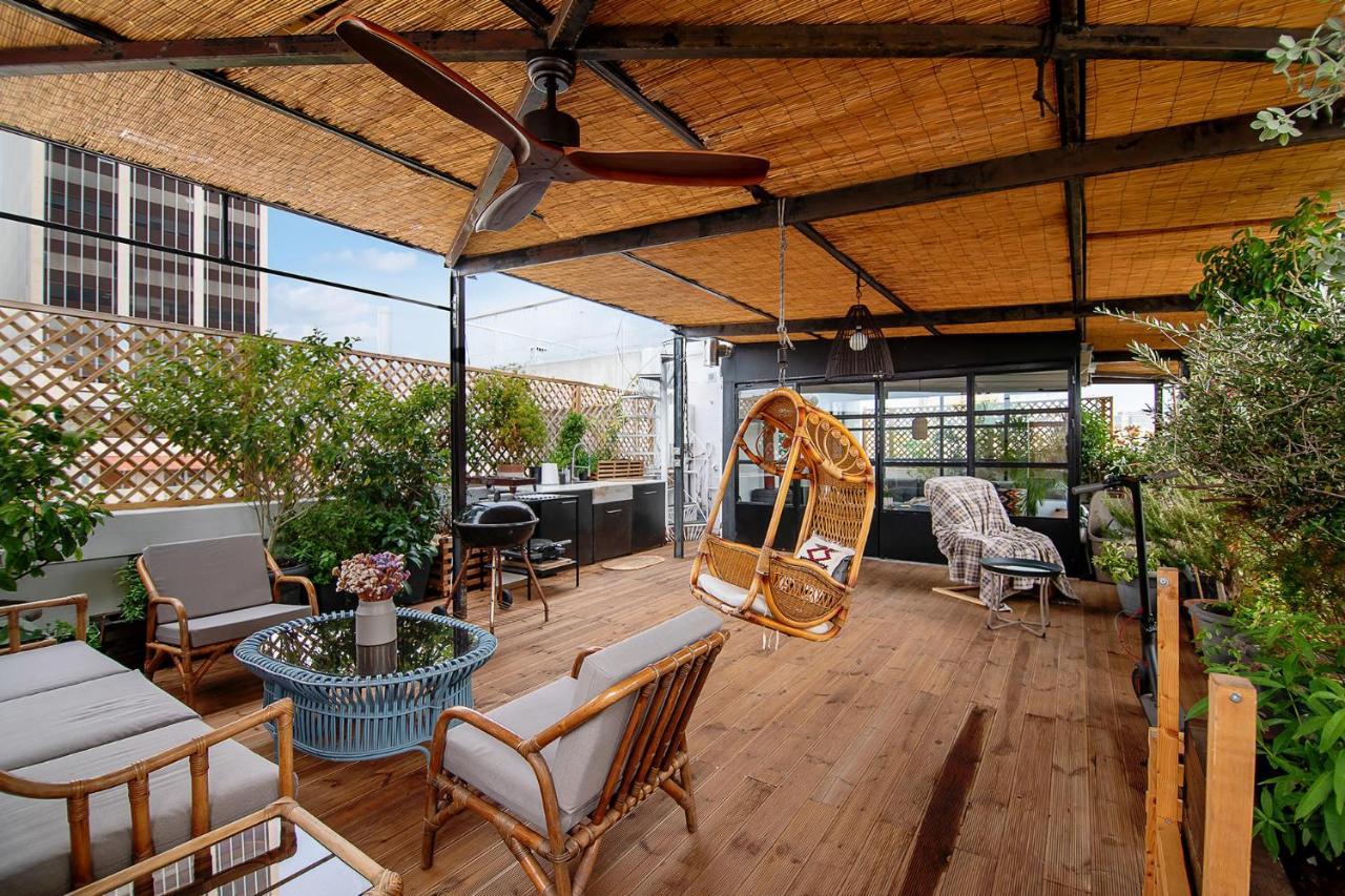 Unique Solar Penthouse With Jacuzzi And Sauna In