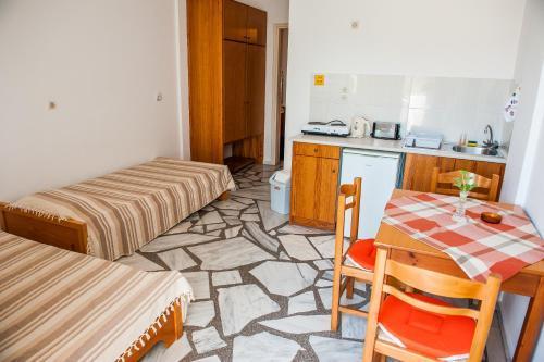 Aparthotel Ilios And Irene Mastichari (Kos)