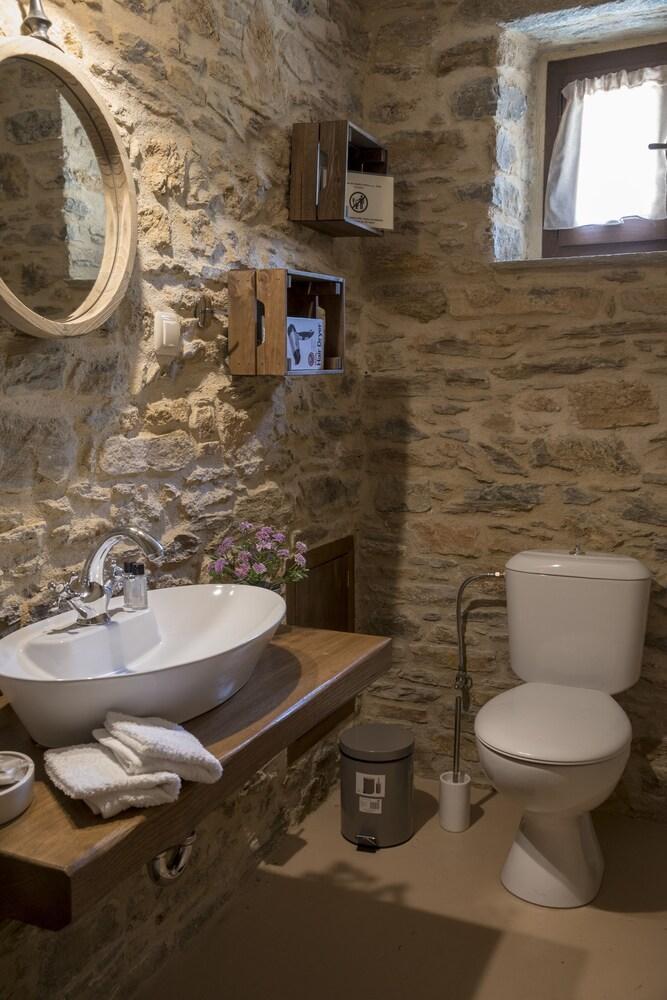 Paradosiako Saratsi - Traditional Guest house Volos