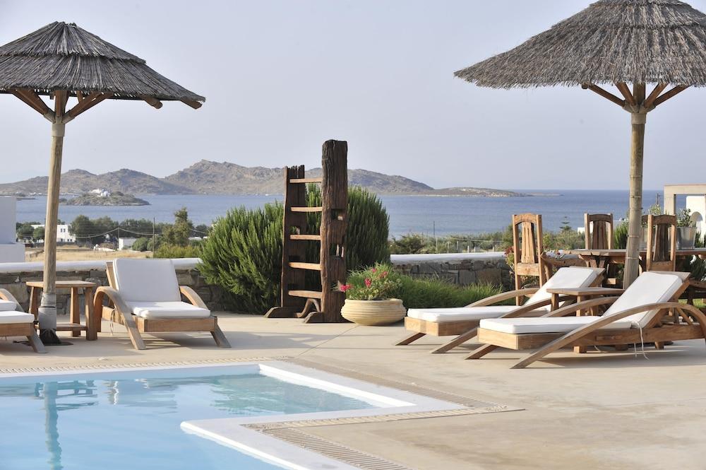 Anemoi Naousa (Paros)