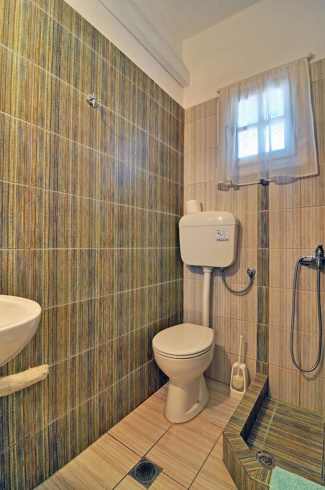 Hotel Anerousses 3*