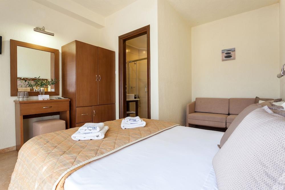 Blue Bay 3*