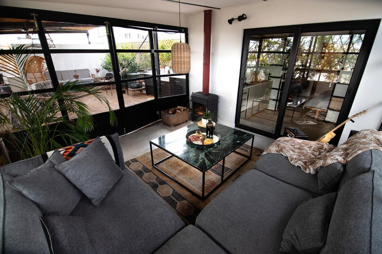 Unique Solar Penthouse With Jacuzzi And Sauna In * Athens