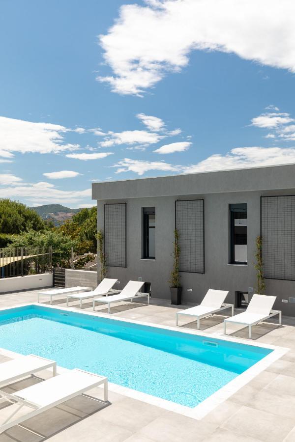 Aparthotel Cove *